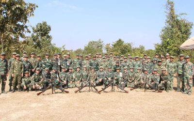 ຝຶກຊ້ອມວິຊາບັນຊາເສນາຮັກພາກສົງຄາມໃຫ້ນັກສຶກສາ.