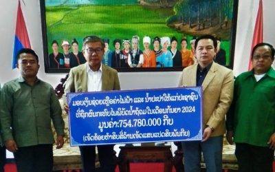 ຫຼວງນໍ້າທາ ມອບເງິນຊ່ວຍເຫຼືອຄ່າໄຟຟ້າ ແລະ ຄ່ານໍ້າປະປາ