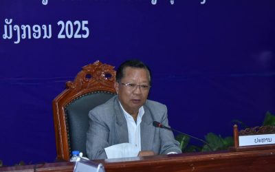 ຮອງນາຍົກລັດຖະມົນຕີ ພົບປະໂອ້ລົມຕໍ່ການນຳຫຼັກແຫຼ່ງ ແຂວງສາລະວັນ