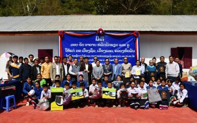 ນັກຮຽນ ແລະ ຄູ ຢູ່ໂຮງຮຽນ ມສ. ເມືອງຊືມ ໄດ້ຫໍພັກຫລັງໃໝ່