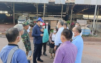 ເຈົ້າແຂວງ ອຸດົມໄຊ ສຳຫລວດພື້ນທີ່ເກີດເຫດໄຟໄໝ້ ເພື່ອຫາວີທີແກ້ໄຂສຸກເສີນ
