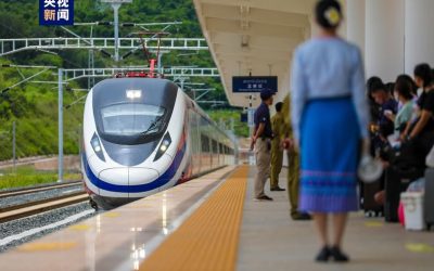 ໄລ​ຍະ​ບຸນ​ກຸດ​ຈີນ 2025 ເສັ້ນ​ທາງ​ລົດ​ໄຟ​ລາວ-ຈີນ ​​ຂົນ​ສົ່ງ​ຜູ້​ໂດຍ​ສານ​ຂ້າມ​ຊາດ ​ເພີ່ມ​ຂຶ້ນ 49%