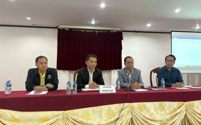 ນັກຂ່າວ ແລະ ໂຄສົກຈັດລາຍການສໍາເລັດການຍົກລະດັບຄວາມຮູ້ສໍາຄັນ.