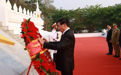 ການນຳພັກ-ລັດ ວາງພວງມະລາ ໂອກາດວັນສ້າງຕັ້ງພັກ ປປ ລາວ ຄົບຮອບ 70 ປີ