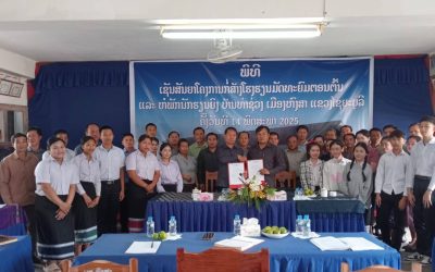 ເຊັນສັນຍາໂຄງການກໍ່ສ້າງ ໂຮງຮຽນມັດທະຍົມຕອນຕົ້ນ ແລະ ຫໍພັກນັກຮຽນຍິງ ໂຮງຮຽນມັດທະຍົມຕອນຕົ້ນ ບ້ານທ່າຊ່ວງ ເມືອງຫົງສາ