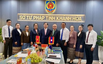 ຄະນະນໍາແຂວງອັດຕະປື ຢ້ຽມຢາມ ແລະ ເຮັດວຽກ ຢູ່ນະຄອນຍາຈາງ