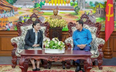 ເຈົ້າແຂວງຈຳປາສັກ ຕ້ອນຮັບຮອງຫົວໜ້າຄະນະໂຄສະນາອົບຮົມສູນກາງພັກ