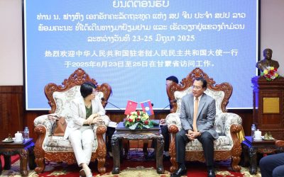 ເຈົ້າແຂວງຄໍາມ່ວນ ຕ້ອນຮັບການເຂົ້າຢ້ຽມຂໍ່ານັບຂອງທູດຈີນ ປະຈຳລາວ