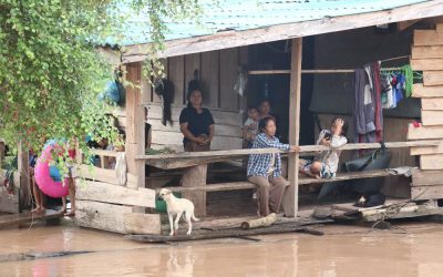 ເຈົ້າແຂວງຄຳມ່ວນ ລົງຕິດຕາມສະພາບນໍ້າຖ້ວມ ຢູ່ເມືອງຄູນຄໍາ
