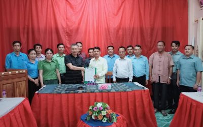 ເຊັນສັນຍາເຊົ່າເນື້ອທີ່ດິນນາປູກຫມາກໂມ ຢູ່ເມືອງຫົງສາ