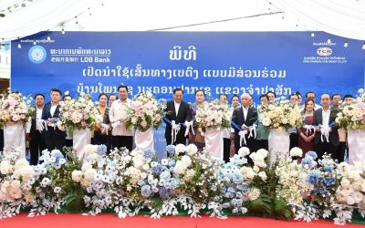 ນາຍົກລັດຖະມົນຕີ ຮ່ວມເປີດນໍາໃຊ້ເສັ້ນທາງ ແບບມີສ່ວນຮ່ວມ ຢູ່ບ້ານໂພນໄຊ ນະຄອນປາກເຊ