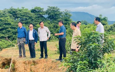 ລັດຖະມົນຕີກະຊວງໂຍທາທິການ ແລະ ຂົນສົ່ງ ພ້ອມດ້ວຍຄະນະເຄື່ອນໄຫວຢ້ຽມຢາມ ແລະ ເຮັດວຽກຢູ່ແຂວງຫົວພັນ