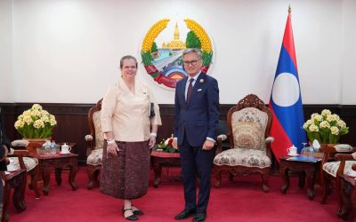 ລັດຖະມົນຕີກະຊວງການຕ່າງປະເທດ ຕ້ອນຮັບທູດອາເມລິກາ ປະຈໍາລາວ ເຂົ້າຢ້ຽມອໍາລາ