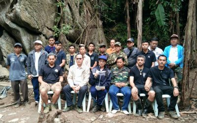 ພາລະກິດຊອກຄົ້ນ ແລະ ຊ່ວຍເຫຼືອຜູ້ປະສົບໄພ ຈໍານວນ 2 ຄົນ ທີ່ຍັງຕິດຄ້າງໃນຖໍ້າ ຢູ່ເມືອງລ້ອງແຈ້ງ ໄດ້ຢຸດຕິລົງ ເນື່ອງຈາກສະພາບດິນຟ້າອາກາດບໍ່ເອື້ອອຳນວຍ