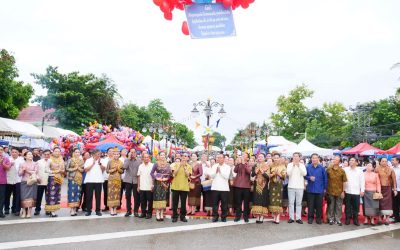 ງານໂລະລາດໃນງານບຸນຫໍ່ເຂົ້າປະດັບດິນ ຢູ່ນະຄອນຫຼວງພະບາງ ປີນີ້ມີມວນຊົນເຂົ້າຮ່ວມຢ່າງຫຼວງຫຼາຍ